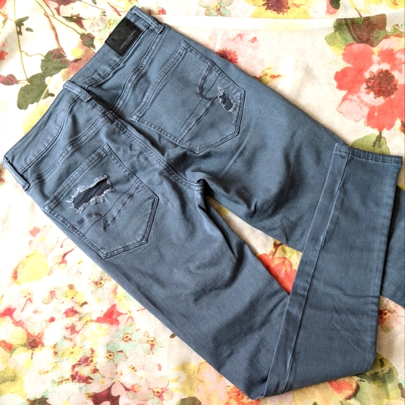 AEO Super Stretch X Highrise Jegging Jeans - Size 2 Regular - Picture 7 of 11